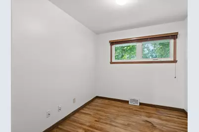 2014  Menasha Ave, Manitowoc, WI 54220 - Photo 14