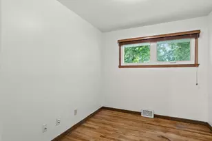 2014 Menasha Ave, Manitowoc, WI 54220 - Photo 14