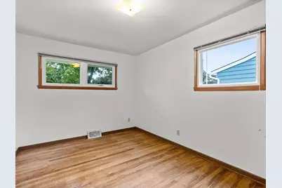 2014  Menasha Ave, Manitowoc, WI 54220 - Photo 18