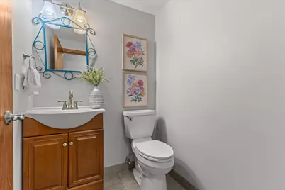 W176N8625  Sunset Ridge Dr, Menomonee Falls, WI 53051 - Photo 24