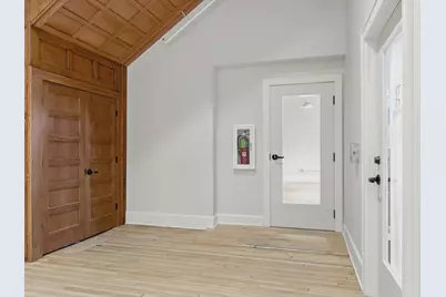 804  Jay St #1, Manitowoc, WI 54220 - Photo 6