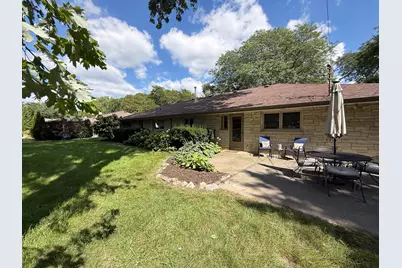3121 N 105th St, Wauwatosa, WI 53222 - Photo 28