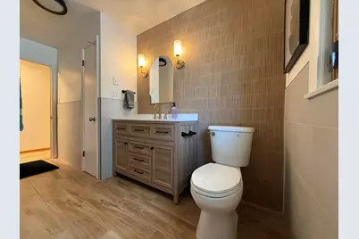 3121 N 105th St, Wauwatosa, WI 53222 - Photo 12