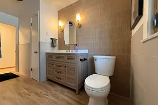 3121 N 105th St, Wauwatosa, WI 53222 - Photo 12