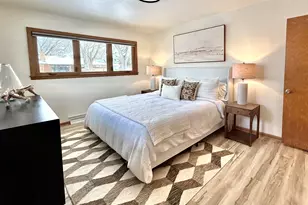 3121 N 105th St, Wauwatosa, WI 53222 - Photo 14