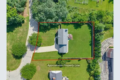 4645 W Sherwood Dr, Franklin, WI 53132 - Photo 52