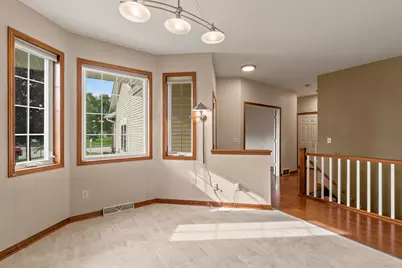 994  Niagara Ct, Port Washington, WI 53074 - Photo 6