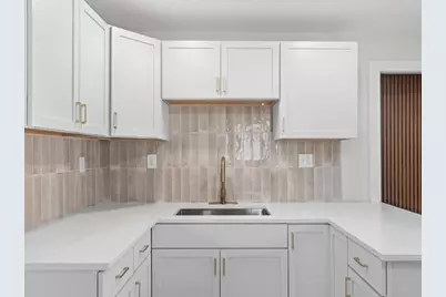 3428 S 3rd St, Milwaukee, WI 53207 - Photo 10