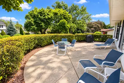 5676  Garland Ln, Greendale, WI 53129 - Photo 32