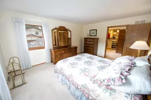5676 Garland Ln, Greendale, WI 53129 - Photo 20