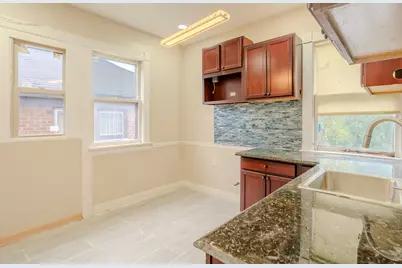 1146 N 33rd St, Milwaukee, WI 53208 - Photo 6