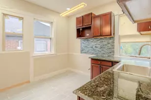 3239 W Juneau Ave, Milwaukee, WI 53208 - Photo 2
