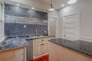 3241 W Juneau Ave, Milwaukee, WI 53208 - Photo 2
