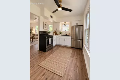 5037 N 74th St, Milwaukee, WI 53218 - Photo 12