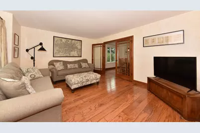 N58W24838  Cardinal Ct, Sussex, WI 53089 - Photo 6