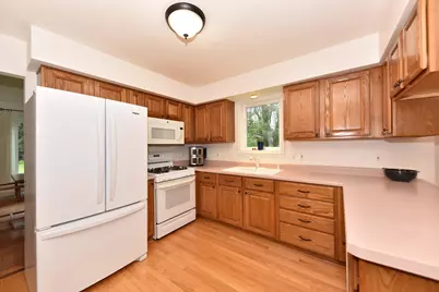 N58W24838  Cardinal Ct, Sussex, WI 53089 - Photo 14