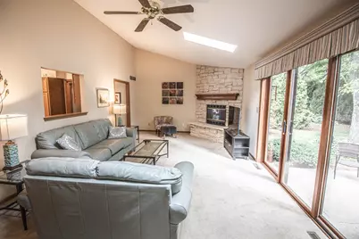 W52N106  Pioneer Ct #B, Cedarburg, WI 53012 - Photo 14