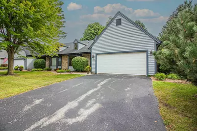 W52N106  Pioneer Ct #B, Cedarburg, WI 53012 - Photo 12