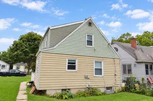 4226 W Courtland Ave, Milwaukee, WI 53209 - Photo 10