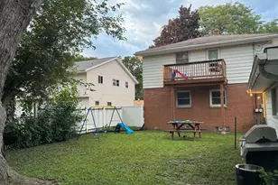 505 Gascoigne Dr, Waukesha, WI 53188 - Photo 20