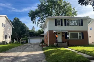 505 Gascoigne Dr, Waukesha, WI 53188 - Photo 4