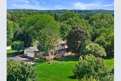 1799  Woodsfield Dr, Richfield, WI 53076 - Photo 48