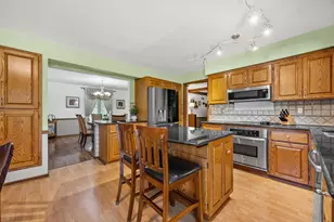 1799 Woodsfield Dr, Richfield, WI 53076 - Photo 10