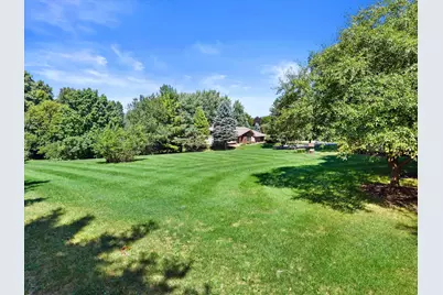 1799  Woodsfield Dr, Richfield, WI 53076 - Photo 46