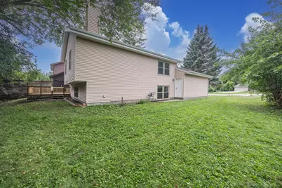 8570 N Meadowside Ct, Brown Deer, WI 53223 - Photo 42