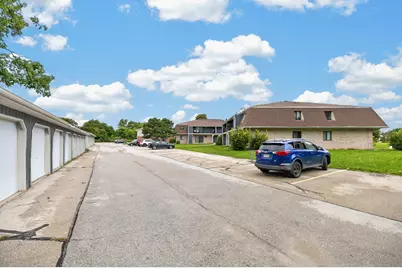 3233 W Mangold Ave #F, Greenfield, WI 53221 - Photo 18