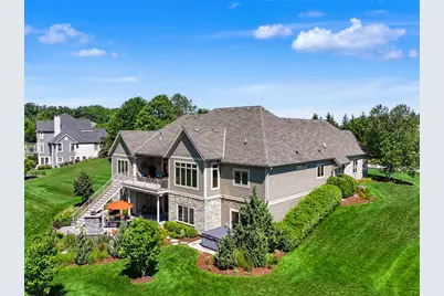 1555  Behrens Dr, Cedarburg, WI 53012 - Photo 38