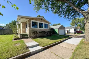 818 Livingston St, La Crosse, WI 54603 - Photo 2