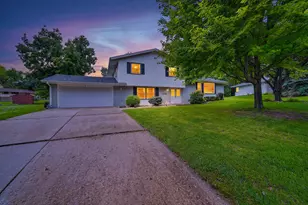12725 Cardinal Crest Dr, Brookfield, WI 53005 - Photo 1