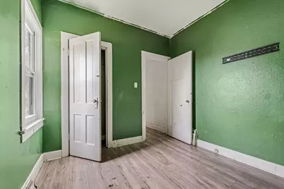736 S 36th St, Milwaukee, WI 53215 - Photo 10