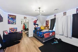 128 W Hadley St, Milwaukee, WI 53212 - Photo 12