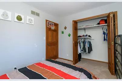 2121  September Dr, Racine, WI 53402 - Photo 40