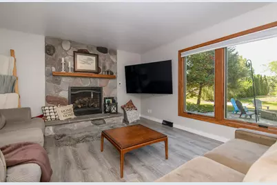 2121  September Dr, Racine, WI 53402 - Photo 24