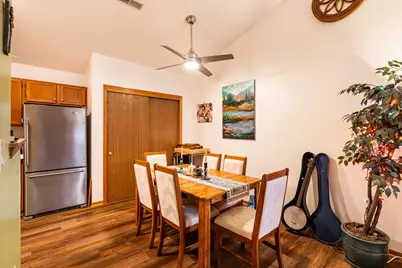 6185 S Creekside Dr #5, Cudahy, WI 53110 - Photo 6