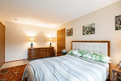 6185 S Creekside Dr #5, Cudahy, WI 53110 - Photo 10