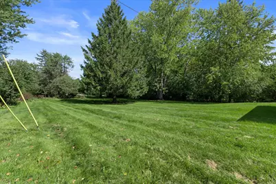 W140  Belleview Ave, Ixonia, WI 53066 - Photo 24
