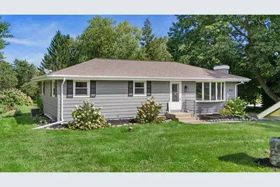 W140  Belleview Ave, Ixonia, WI 53066 - Photo 1