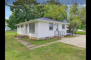N65W14104 Hazel K Cir, Menomonee Falls, WI 53051 - Photo 12