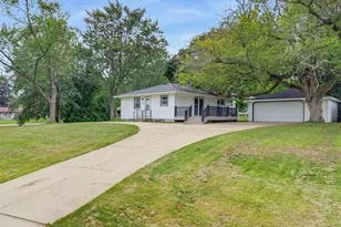 N65W14104 Hazel K Cir, Menomonee Falls, WI 53051 - Photo 1