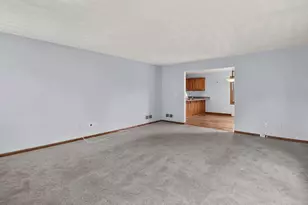 N48W16103 Lone Oak Ln, Menomonee Falls, WI 53051 - Photo 2