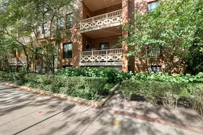 2649 N Hackett Ave #2, Milwaukee, WI 53211 - Photo 4