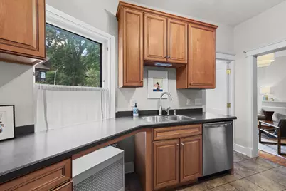 2649 N Hackett Ave #2, Milwaukee, WI 53211 - Photo 14