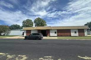 910 Wisconsin Ave, Tomah, WI 54660 - Photo 1