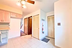 1415 Oakes Rd, Racine, WI 53406 - Photo 10