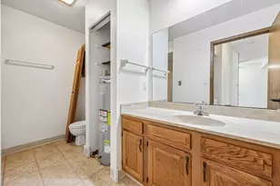 N82W13506 Fond Du Lac Ave, Menomonee Falls, WI 53051 - Photo 20