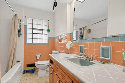 6350 W Leon Ter, Milwaukee, WI 53218 - Photo 20